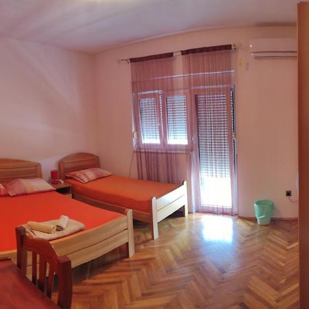 Rooms Raulo Split Exteriör bild